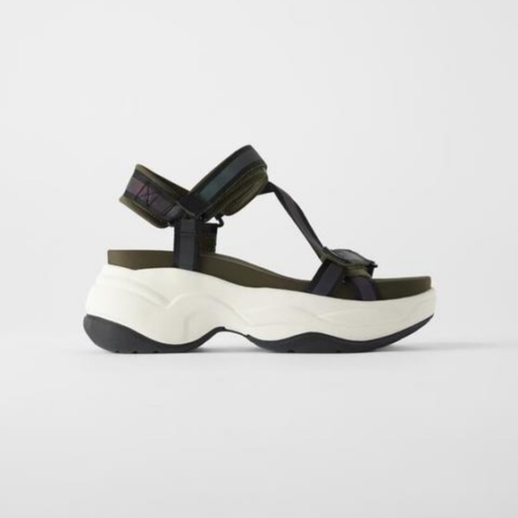 Ladies Zara Chanky Sandals - Picture 7 of 7
